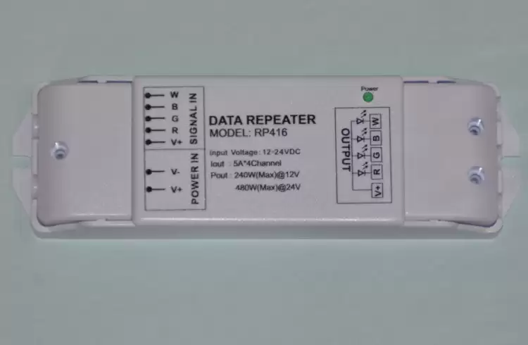 RGBW Data Repeater 4 Channel RP416